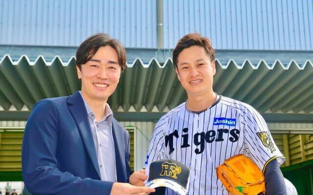かつてのチームメイトと再会！あの大物俳優とも挨拶を交わした阪神のピッチャーが注目！