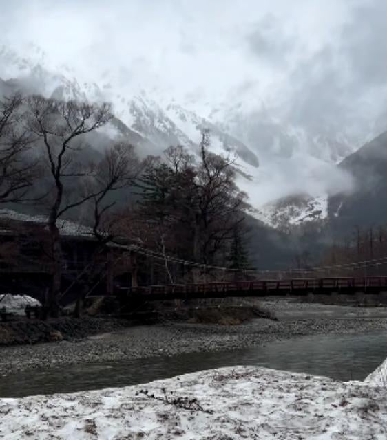 スノーボーダー・今井胡桃、総移動距離30km超の“山修行”で得た絶景と気づき