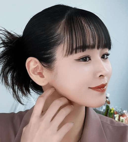 「美しさに磨きがかかりすぎてる」大人気のeスポーツゲーマー、”女優風・近写ショット”にファン・フォーリンラブ