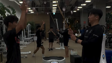 佐々木明が“父子対決”を公開！爆笑コメント付き練習動画に反響続出