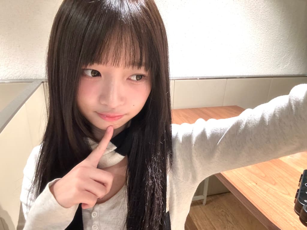 大人気韓国アイドルの日本人メンバー、ビジュ爆発のオフショット公開！