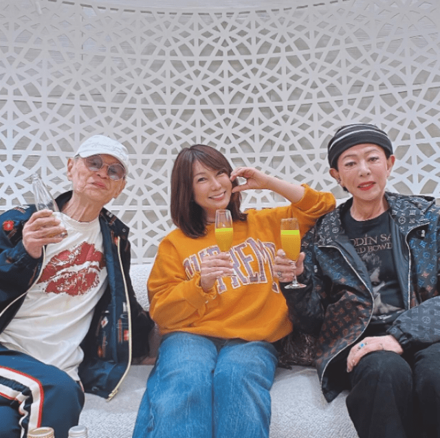 はるな愛、「家族のような３人」で美川憲一の誕生日祝い！素敵すぎるスリーショットに注目あつまる