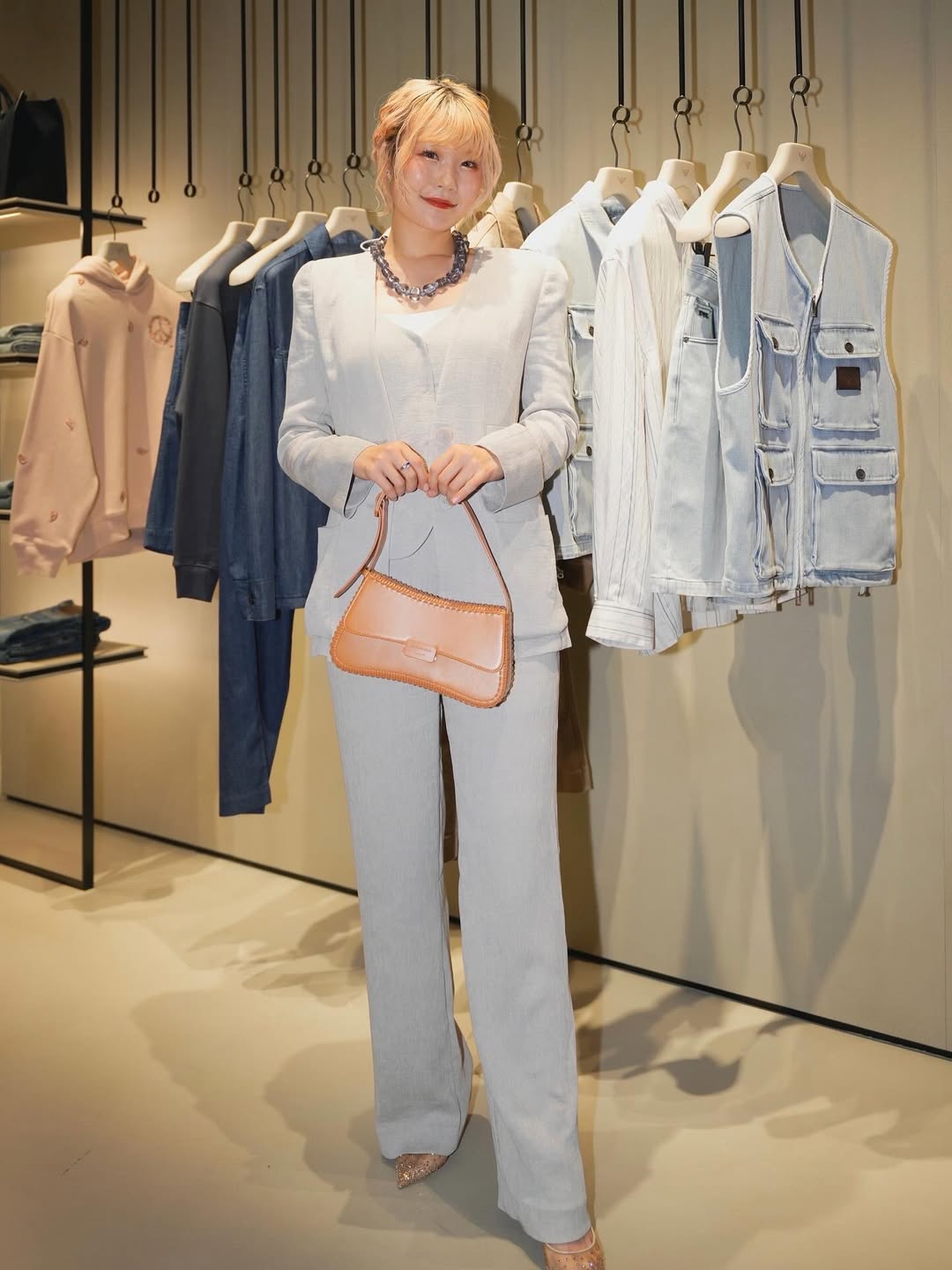 ハラミちゃんがEMPORIO ARMANI 銀座店のオープニングレセプションへ！