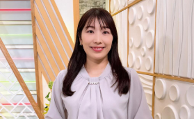 沖縄テレビ・小林美沙希アナ、上品ブラウス姿を披露！