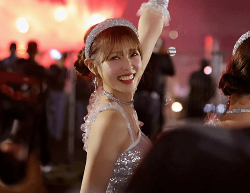 「めちゃくちゃ可愛い〜」人気レースクイーン、クラス優勝の喜びを報告！ステージフォトもファンから大好評「すごくゴージャス」