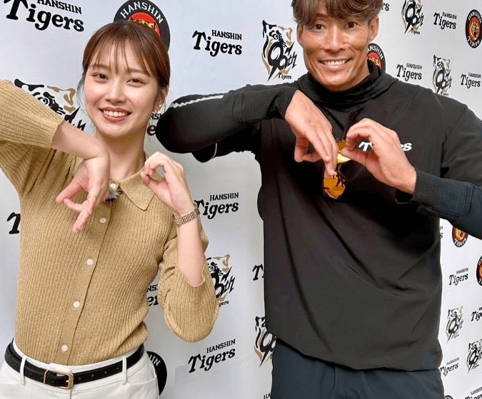 「超ウルトラ美人か！」人気女子アナウンサー、プロ野球選手との2Sオンパレードに反響続出！「身長差スゴいが可愛すぎる」