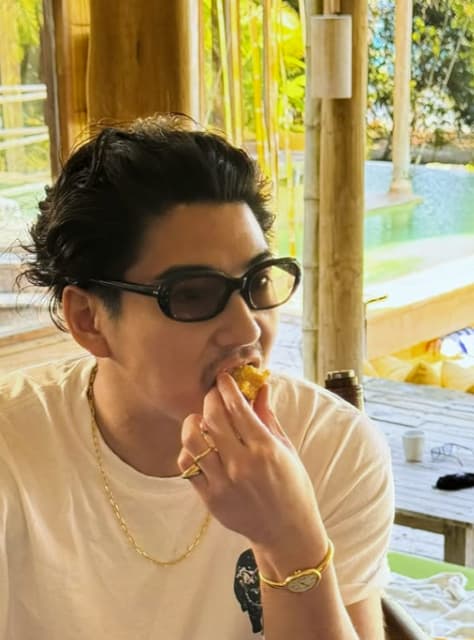 「今年も全力で推させていただきます」賀来賢人のあけおめメッセージにファン歓喜！