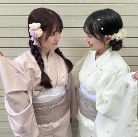 AKB48・向井地美音が武藤小麟との浴衣姿にファン悶絶！