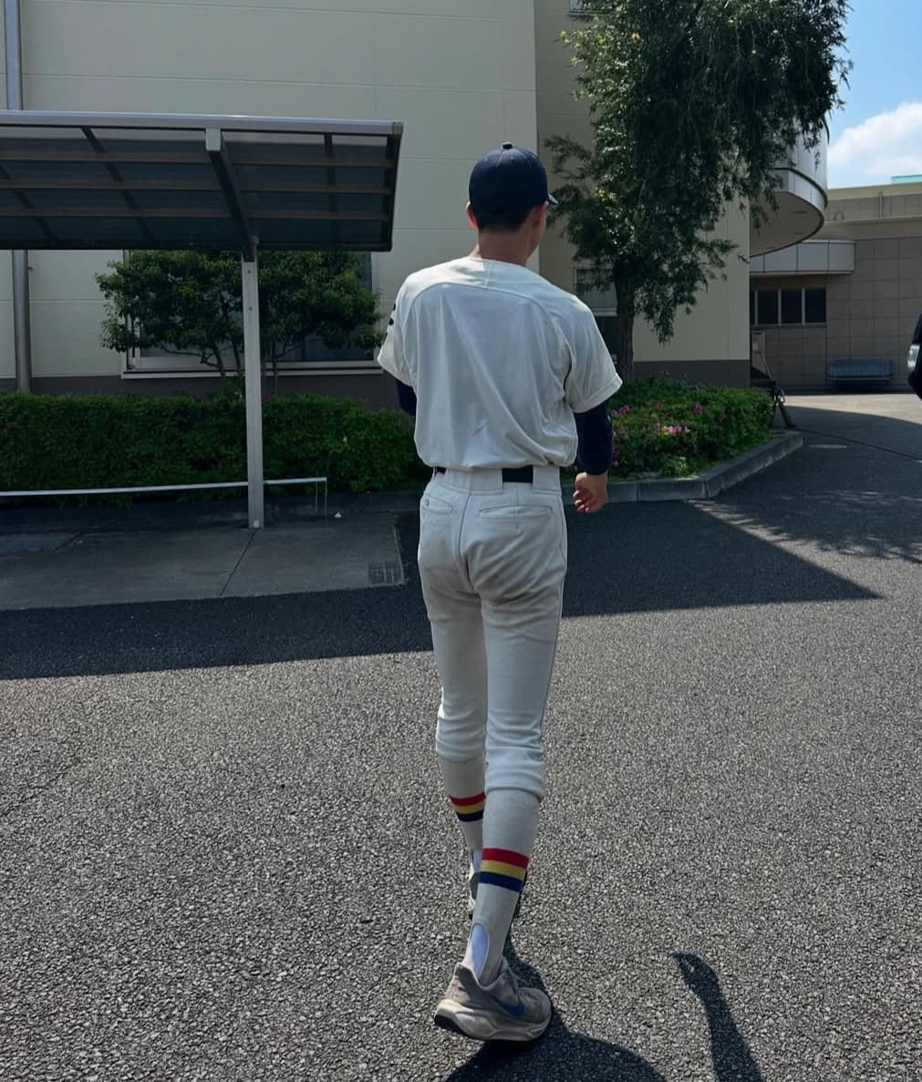 岩隈久志ファミリー、家族愛溢れる素敵ショットにファンほっこり！