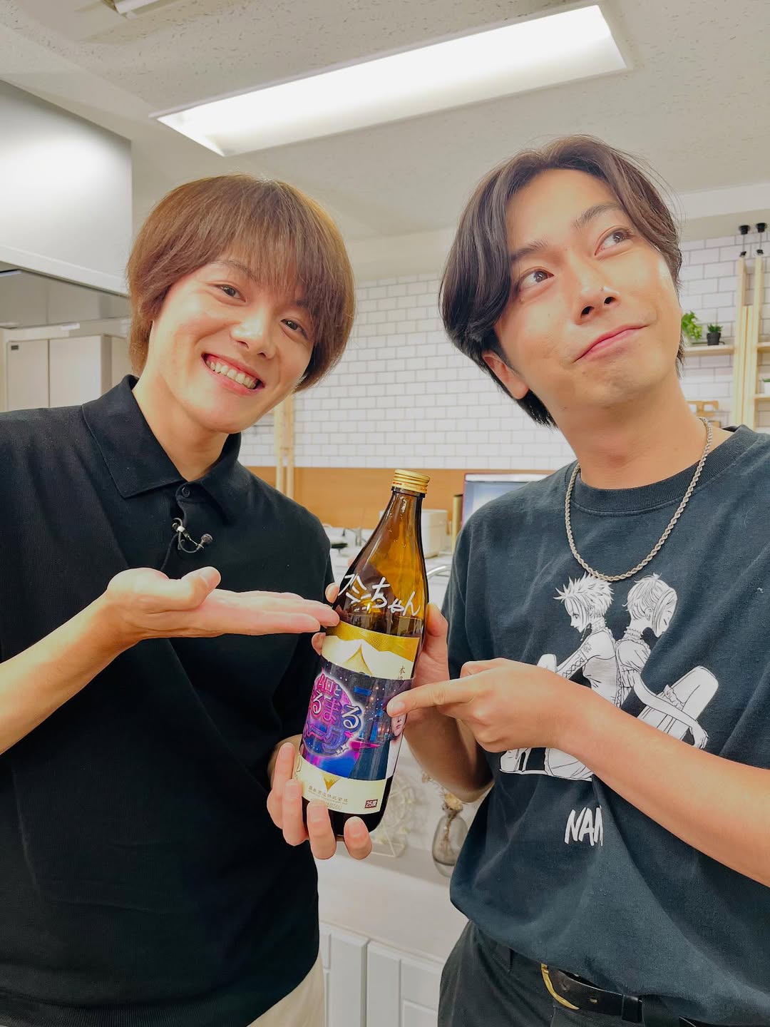 河合郁人、事務所の後輩である〇〇との仲睦まじいツーショットをファンに公開！