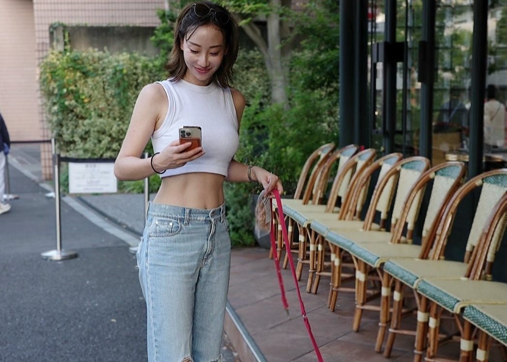 「美しすぎてホーム画面にした」あのバチェラー女性が“進化した美ボディ”を披露