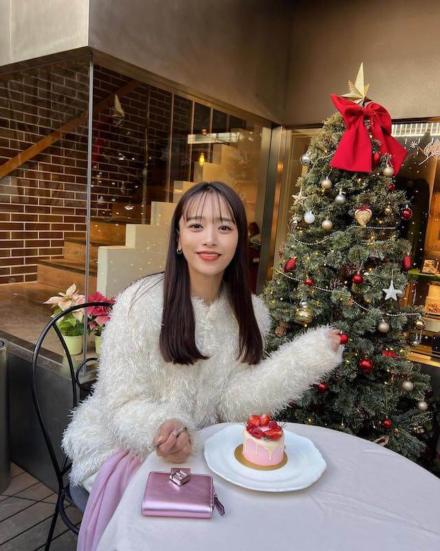 近藤千尋にサンタさんが訪れた！？🎅「ピンクかわいいよね🎀💕」