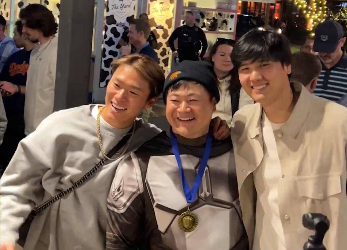 大谷、山本所属のドジャースが手羽先早食い大会を開催⚾️ 気になる優勝はあの人！？