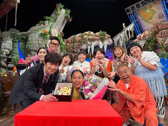 『イッテＱ！』メンバーたちがいとうあさこの誕生日をお祝い！番組公式Xが全員記念ショットも公開