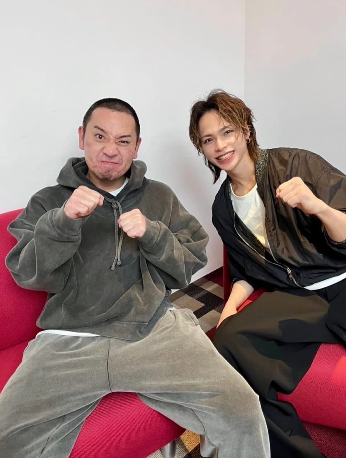 「笑顔キラッキラすぎる」上田竜也＆千鳥・大悟、仲良し2ショットにファン歓喜！