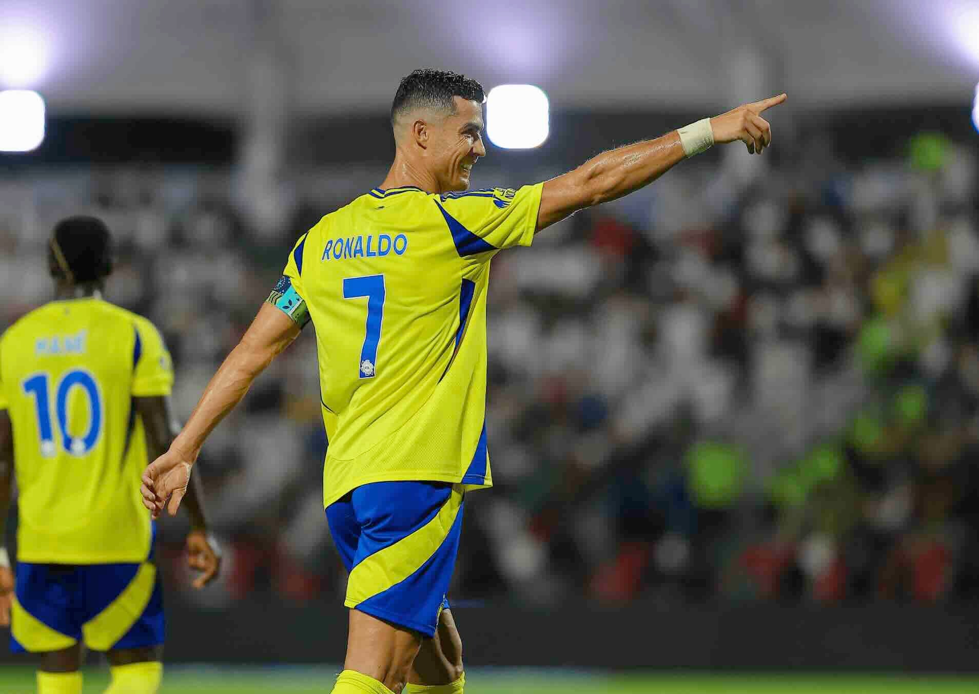 C・ロナウド 3-0の圧勝劇をファンに報告！