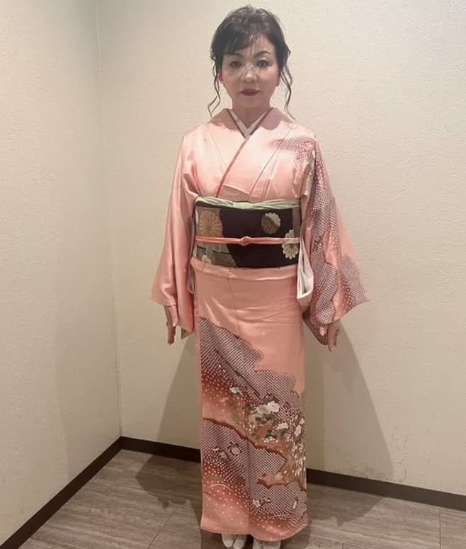 「さすがゴージャス芸能人！」CHANELx着物でワンランク上のコーデを披露