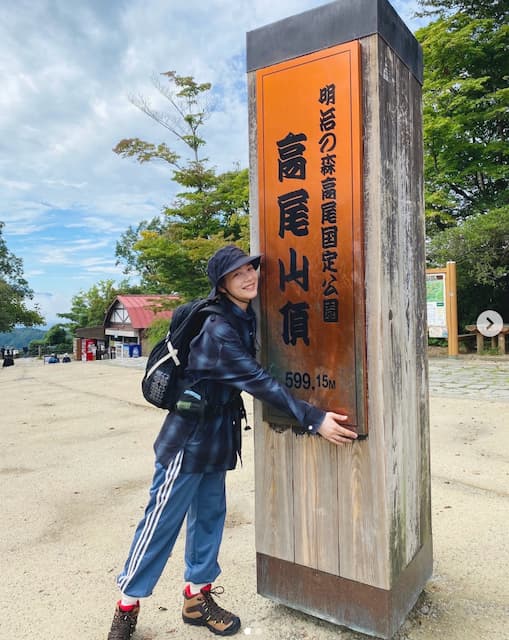 のん、高尾山に登頂！