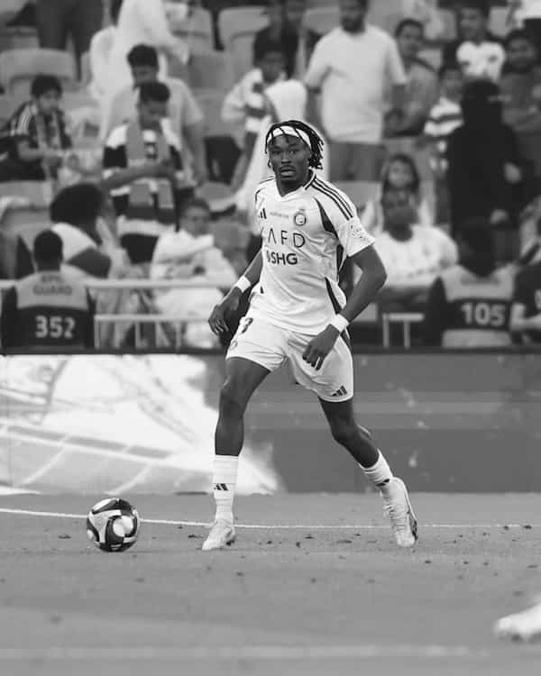 シマカン 強豪との1戦で退場したことをファンに謝罪する