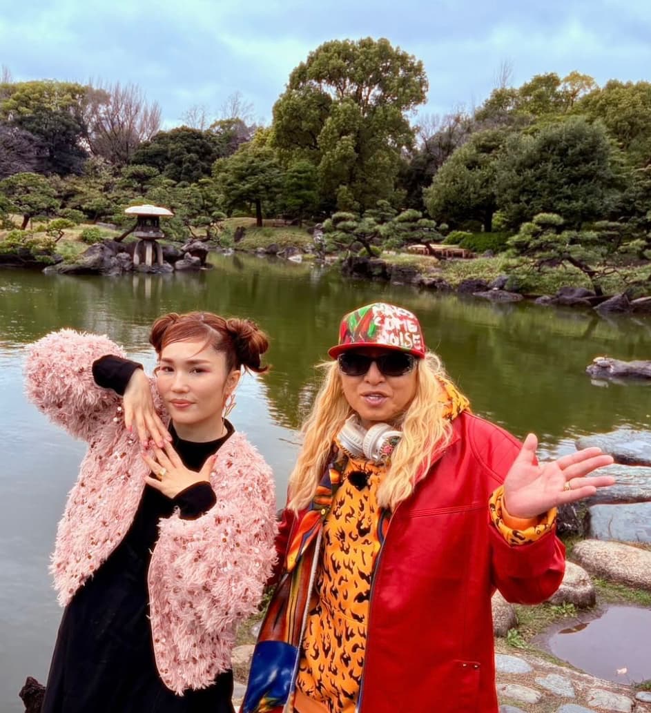 平野ノラ&DJ KOO、2ショットにファン歓喜！「小室ファミリーじゃない！共演してるなんてすごい！」