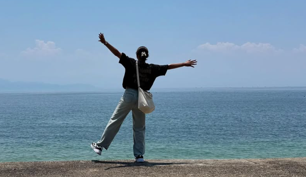 「瀬戸内海に浮かぶ無人島を満喫」ビーチバレー選手・野口彩陽が自然の絶景ショット公開