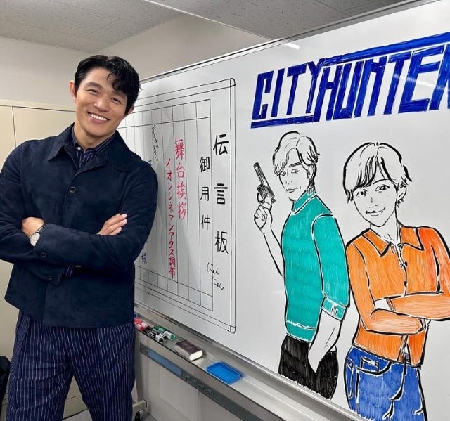 鈴木亮平がシアタス調布で「シティーハンター」の舞台挨拶！