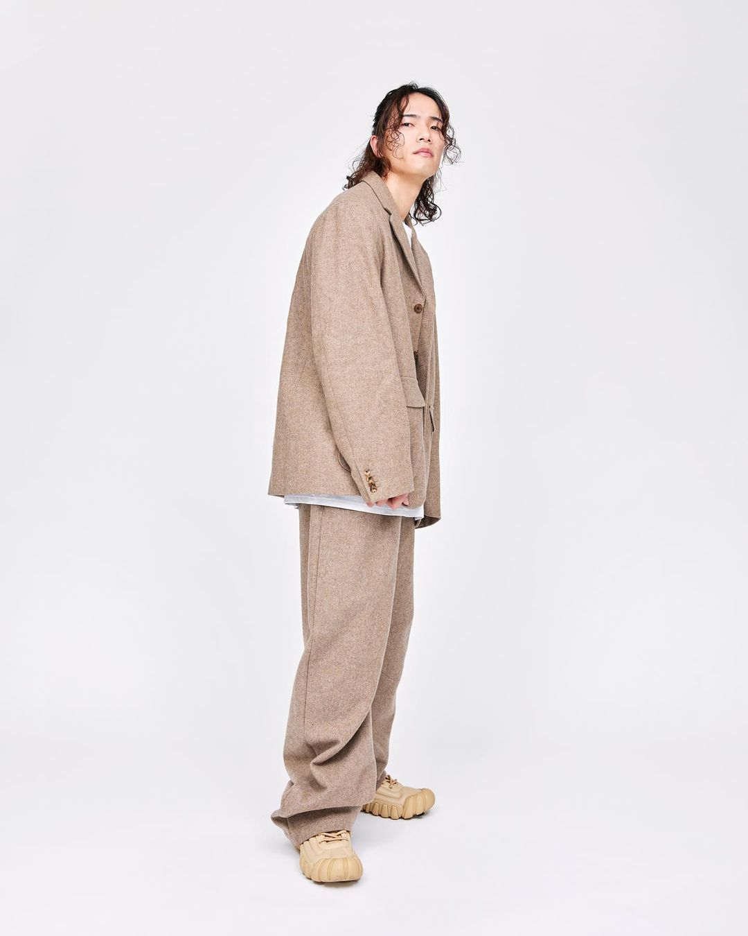 「アスリート界のファッションアイコンですね🌟」車いすバスケ選手の鳥海連志の最新ショットが話題に👀💓