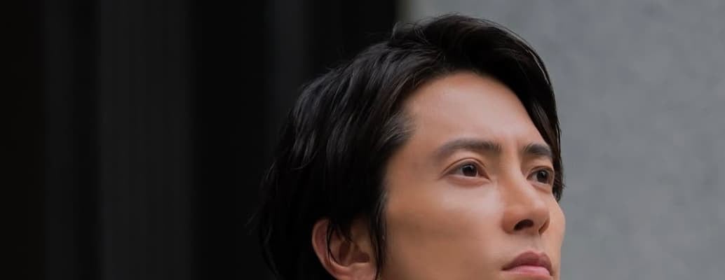 「美しすぎて震えた、、。」山下智久、新年の挨拶ショットに大反響！