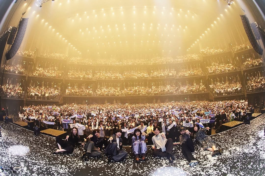 「15周年にふさわしい最高の夜でした！」indigo la Endが結成15周年ライブ開催！