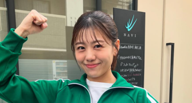 「ゴムに引っ張られ大苦戦!?」澤口実歩、体当たりの“バンジーエクササイズ”挑戦ショットが話題に！