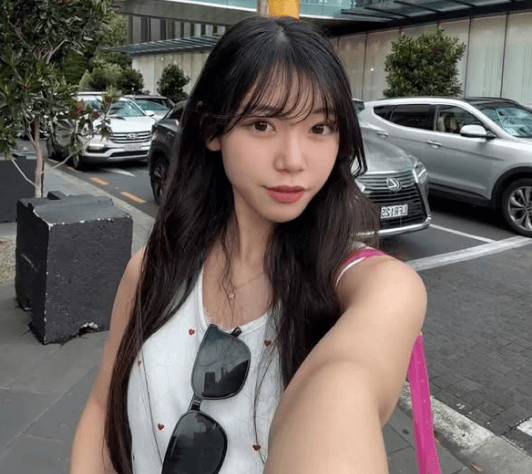 「可愛い、透明感えぐ！」現役女子高生のeスポーツゲーマー、NZの”ダルマ・カラアゲ”の人気に大興奮！