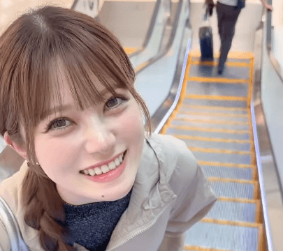 元プロ野球のチア”エスカレーターの微笑みムービー”を披露！ファン荒ぶる「うわわわかわいすぎる」