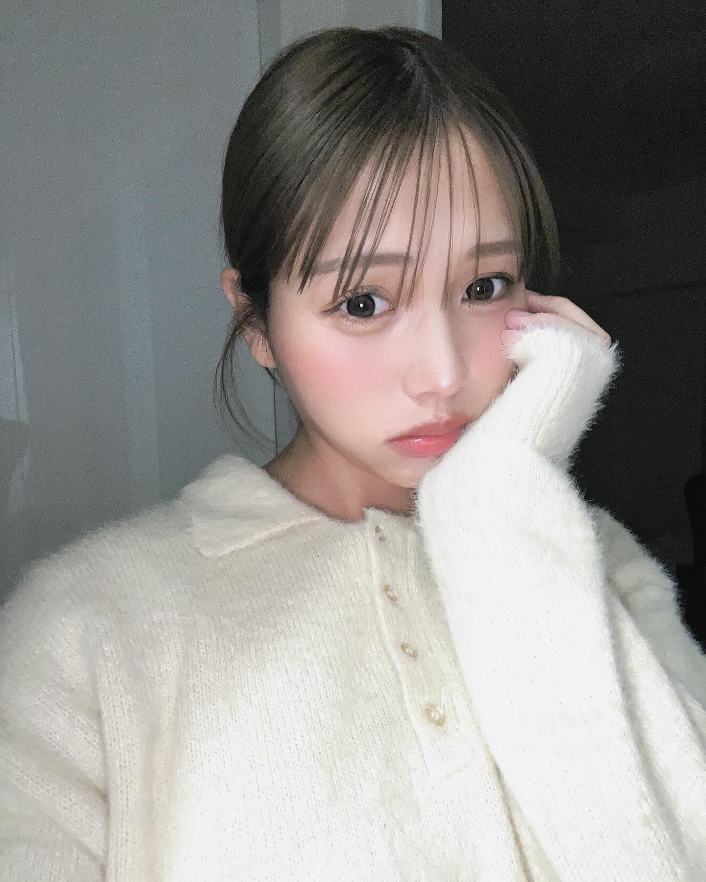 人気インフルエンサーのあの人が可愛すぎます自撮りショットを公開し話題！