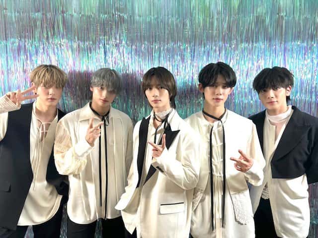 話題の韓国アイドルがMUSIC DAYに！コラボステージも披露