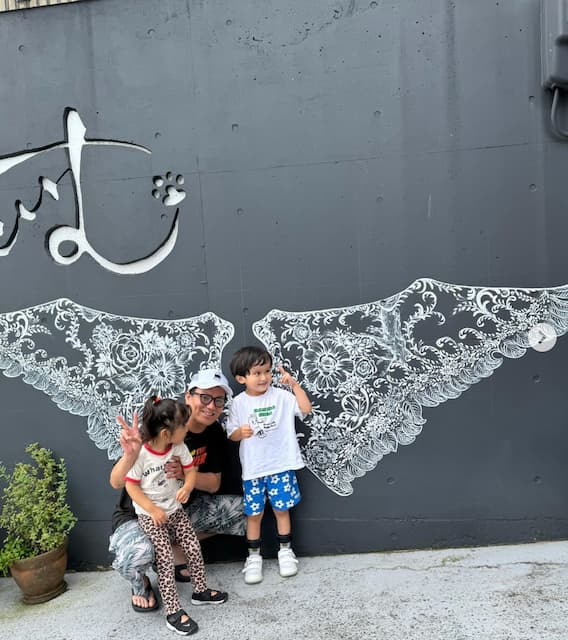 狩野英孝 服のチョイスを悔やむ