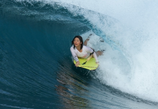 白波瀬海来、「魂の窓」と語る美しいポートレートを公開！波乗りへの想いもチラリ！！