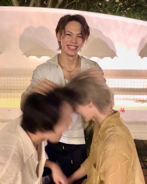 上田竜也がTravis Japanの二人に暴行！？「顔面をゴシャ」