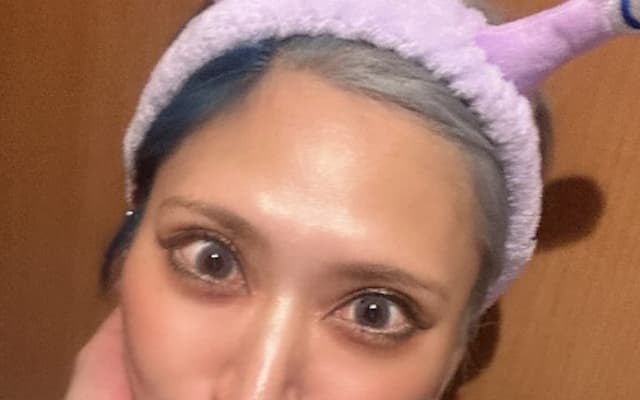 ぱーてぃーちゃん・信子、お気に入りのヘアバンド披露も「顔が洗いにくい」と本音ポロリ