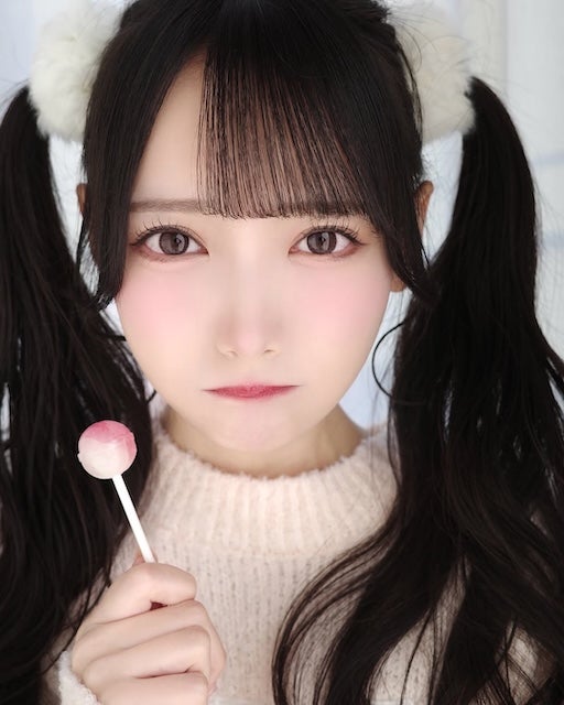 ≠MEの鈴木瞳美がツインテール姿を投稿でファン大歓喜！ | 話題の投稿