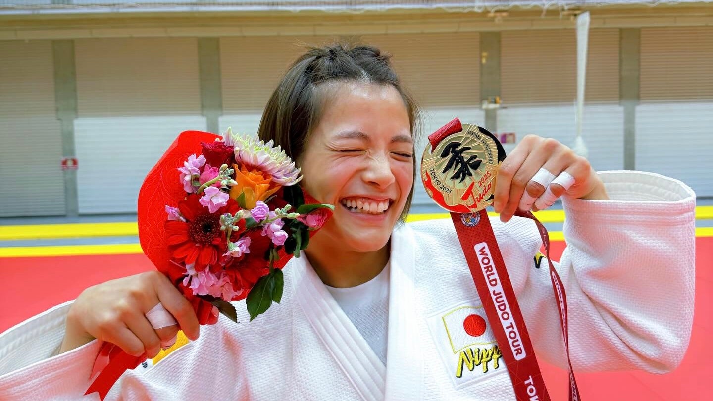 これが本当の“技ありスマイル”！阿部詩、グランドスラム優勝で満点の喜び