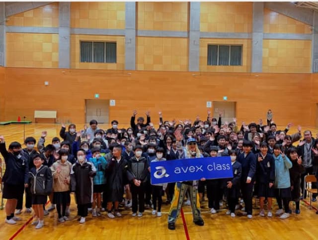 DJ KOO、七尾市で復興支援授業を実施