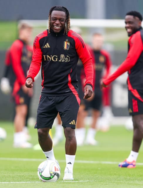 ベルギー代表ドク 「ロックインして準備完了🫡🇧🇪」とUEFAネーションズリーグ初戦を迎える！