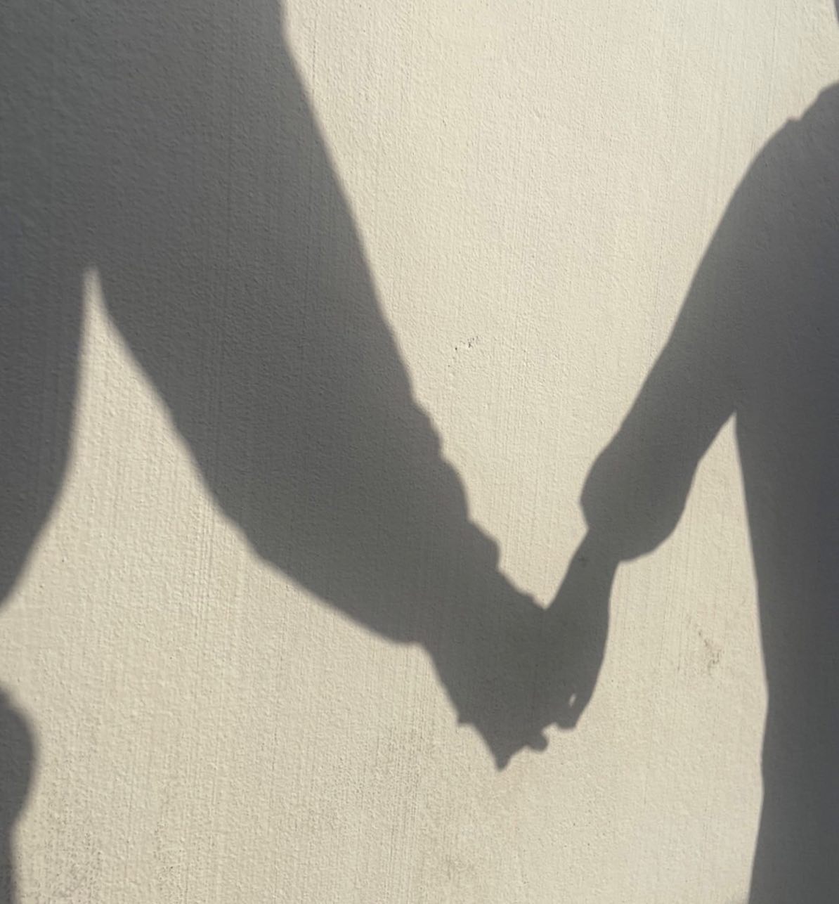 山ちゃんが幸せ溢れる“匂わせ”ショット投稿❤️ ファンからは“しずちゃん説”も浮上!?