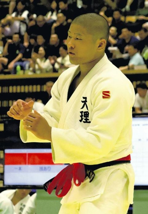 柔道・天理の篠原信貴、銀メダリストの父・篠原信一の背中追い大外刈り磨く…チームは準々決勝へ