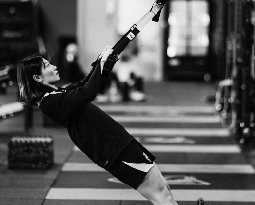 「かわいい！」美女サッカープレーヤー、USAで魅せたフィールド＆オフショットに海外ファンも歓喜「突き進んで行こうね！」