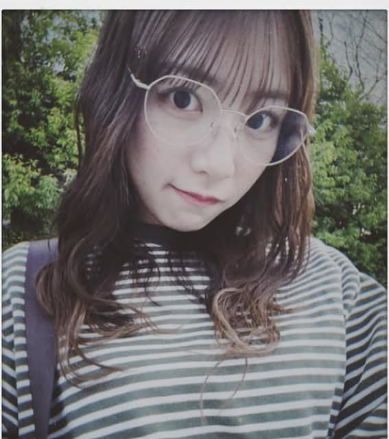 「ぐはっ！！」元乃木坂46・北野日奈子の可愛さに被害者続出！「チェキ風に撮ったんだけど」