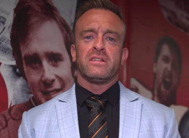 WWE ニック・オールディスが重大発表！サマースラム後初のスマックダウンは波乱必至