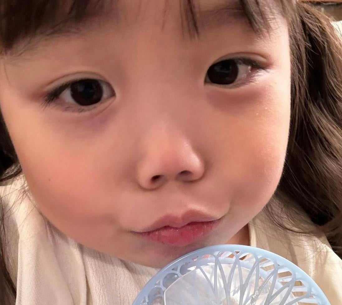 人気YouTuber・りおなちゃんの病状が悪化し、手術が必要な状態に 母親が報告