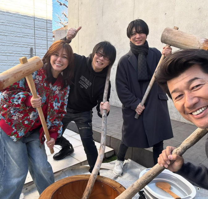 ヨ・ロ・シ・ク　三浦大輔、毎年恒例の餅つきを報告