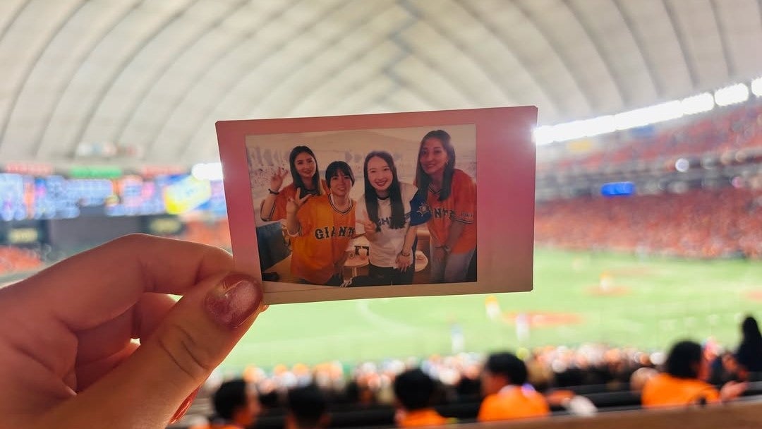 小祝さくらが吉本姉妹＆脇元華らと野球観戦　「野球最高」の一言投稿に注目